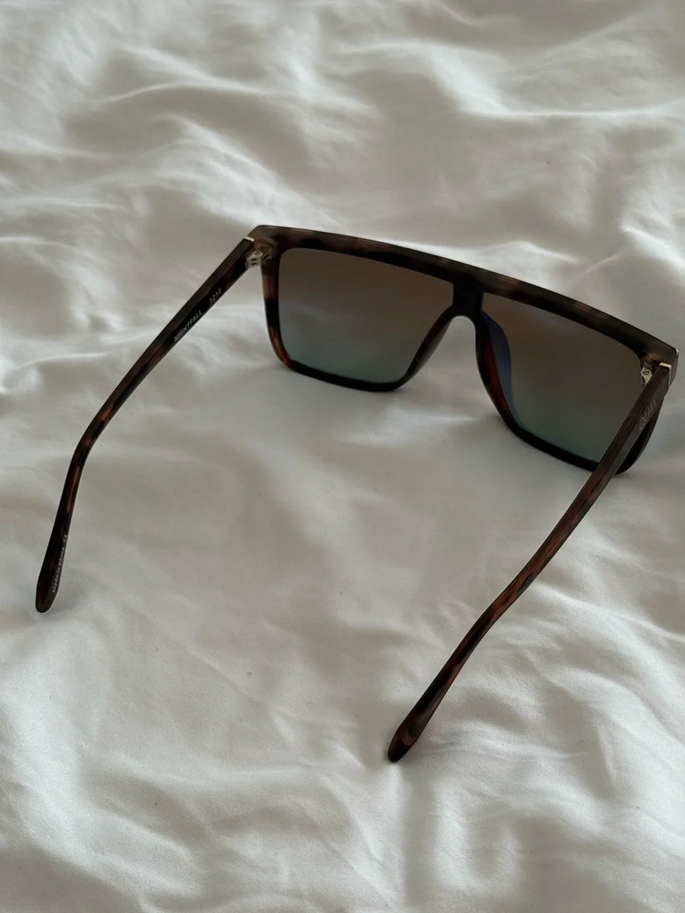 QUAY Nightfall 1212 Oversized Square Shield Sunglasses Tortoise / Blue Lens Rare